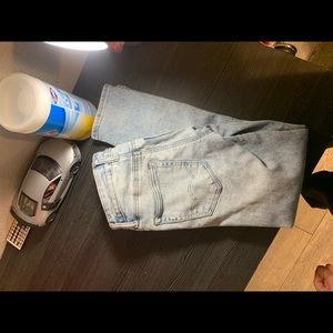 Blue American eagle jeans size 26/28 barley ever worn.